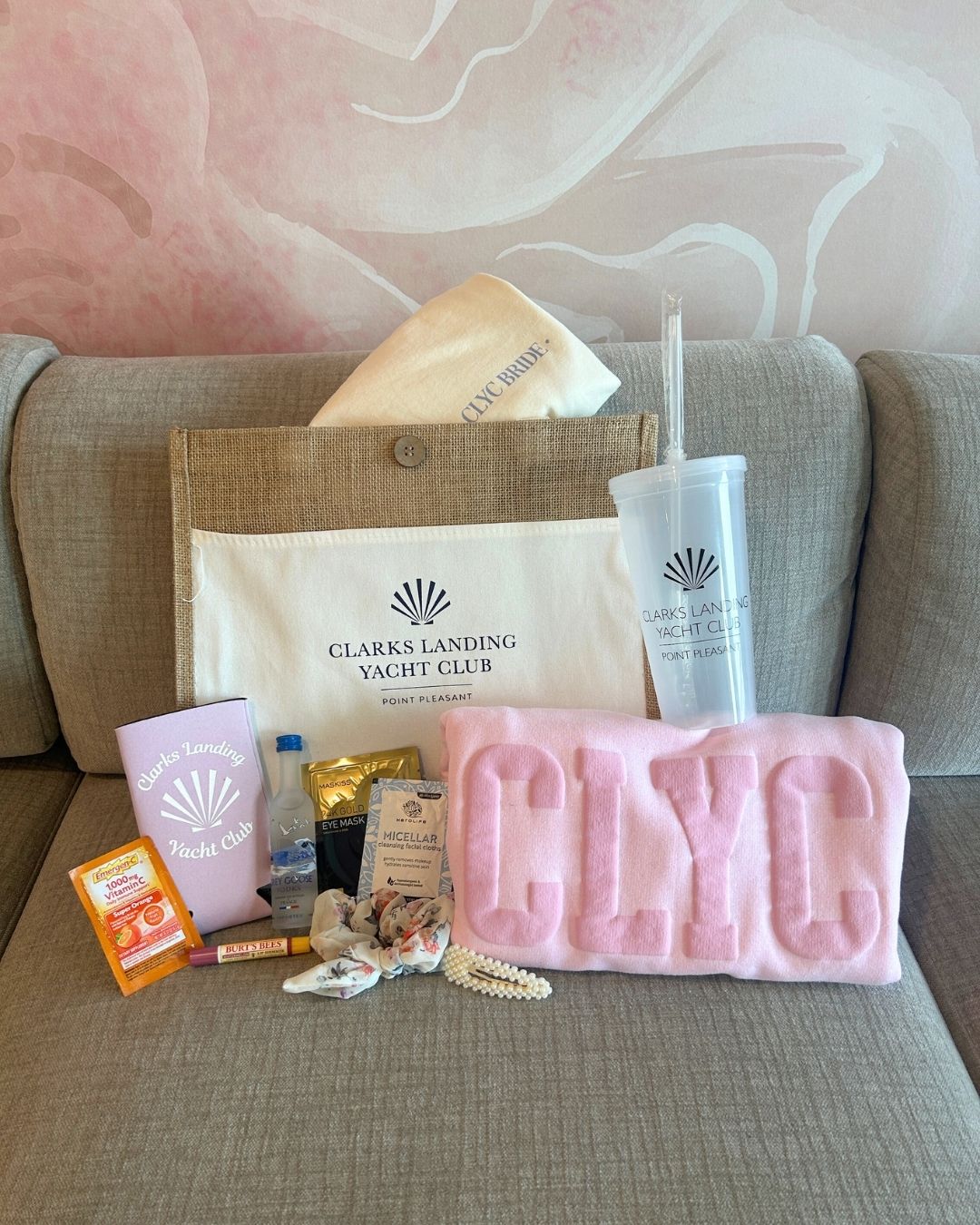 Bridal Party Gift Bags & Favors
