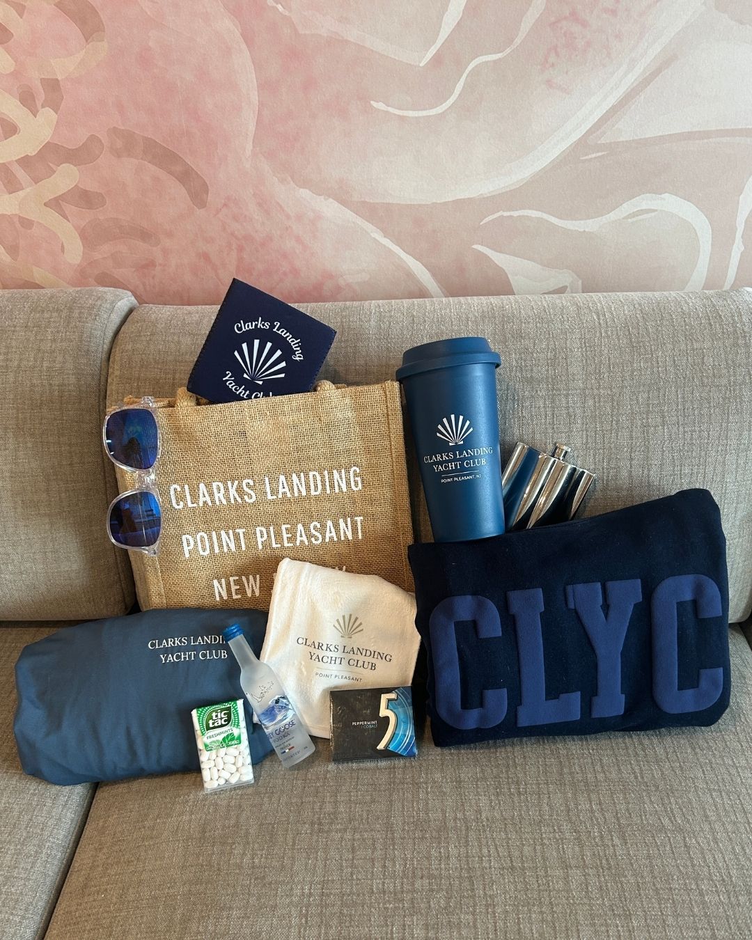 Groomsmen Gift Bags & Favors